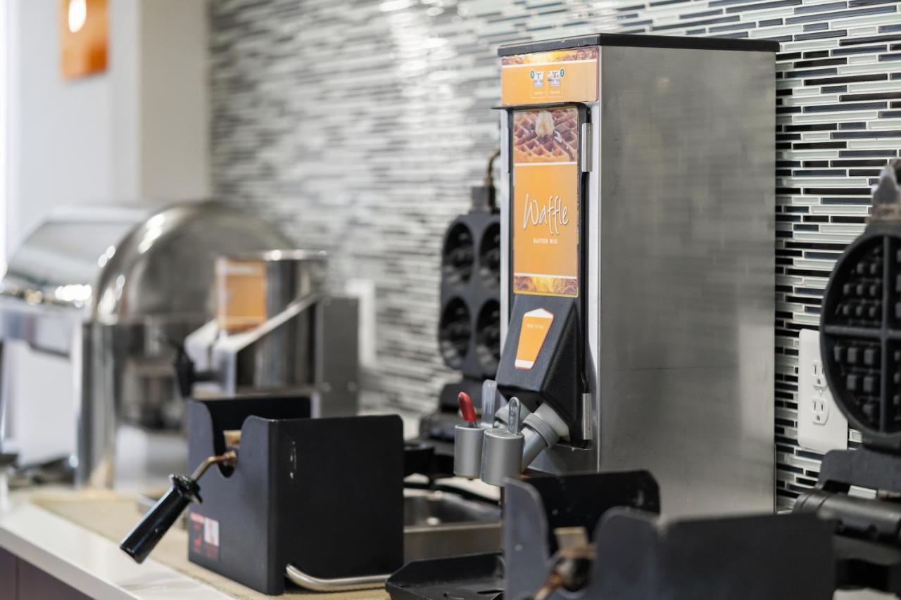 Quality Inn & Suites Mall Of America - Msp Airport Bloomington Luaran gambar