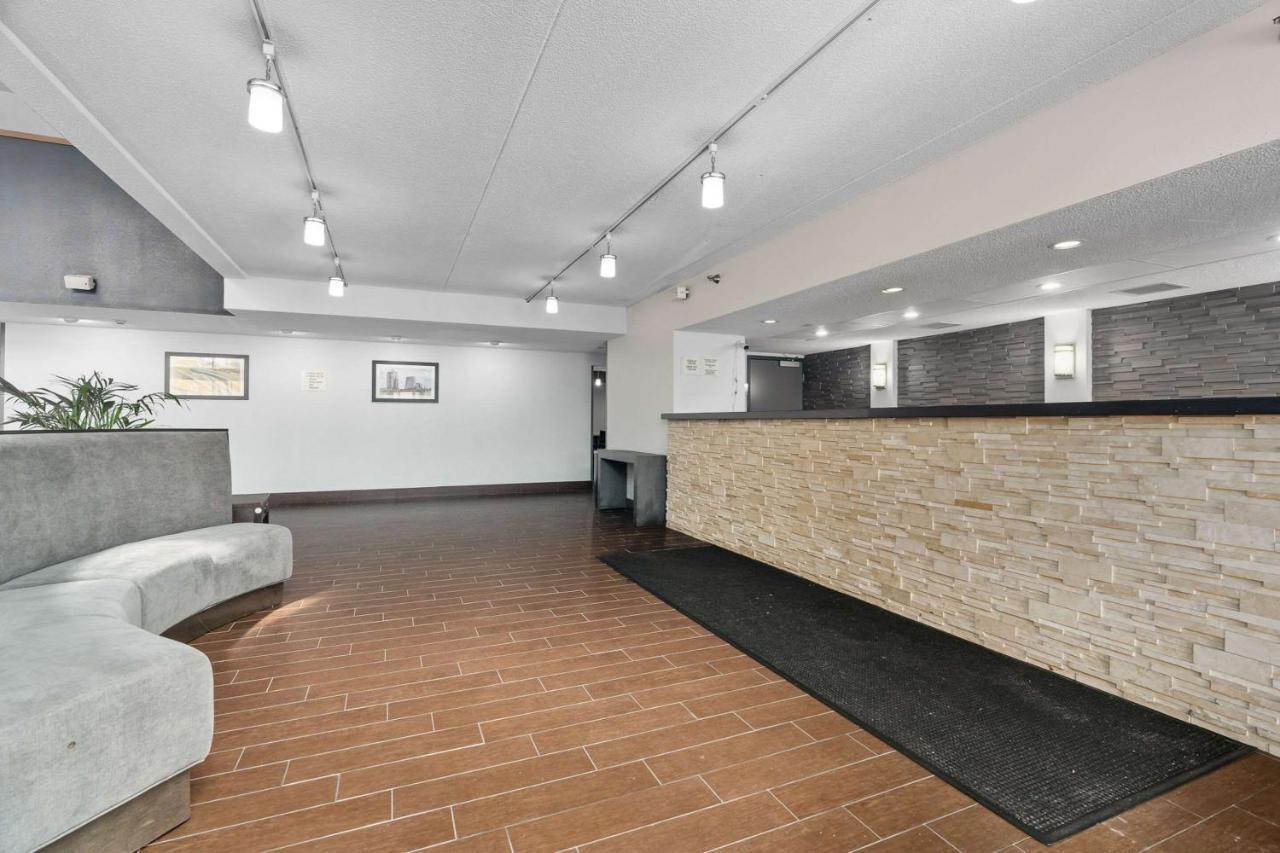 Quality Inn & Suites Mall Of America - Msp Airport Bloomington Luaran gambar