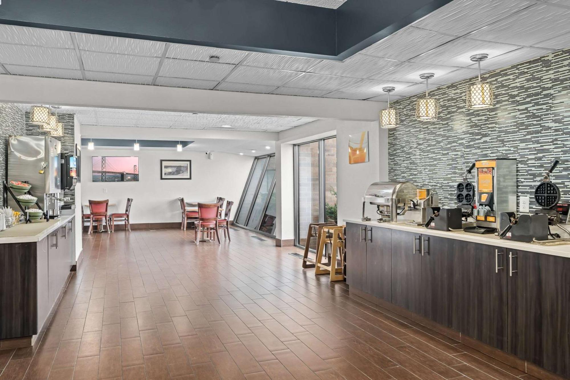 Quality Inn & Suites Mall Of America - Msp Airport Bloomington Luaran gambar