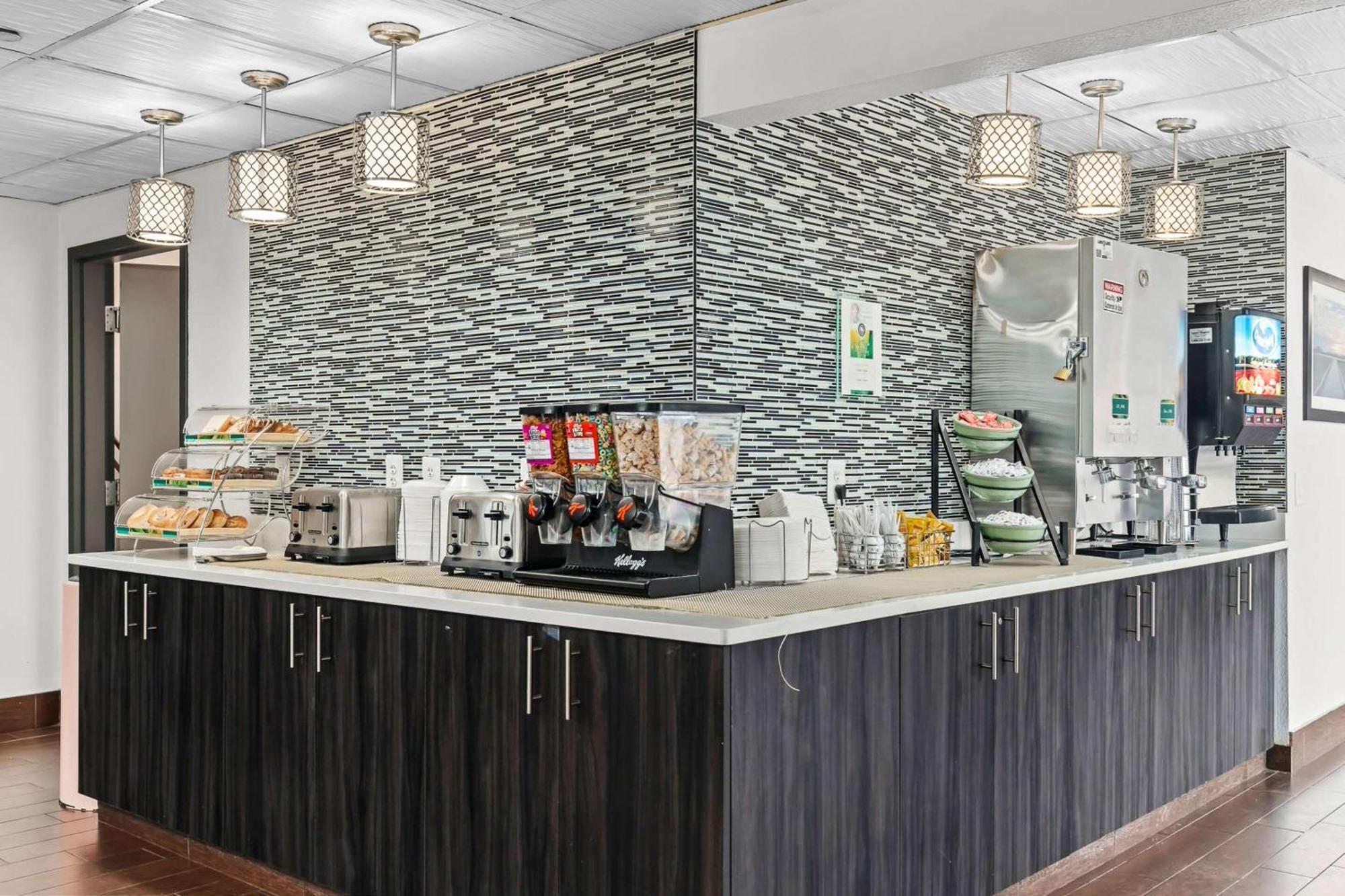 Quality Inn & Suites Mall Of America - Msp Airport Bloomington Luaran gambar