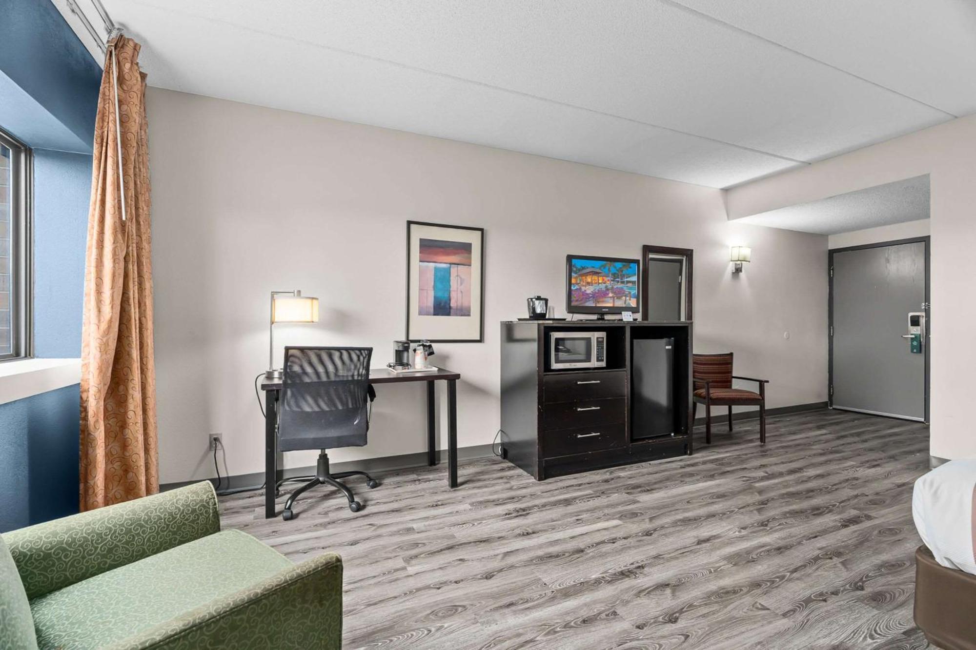 Quality Inn & Suites Mall Of America - Msp Airport Bloomington Luaran gambar