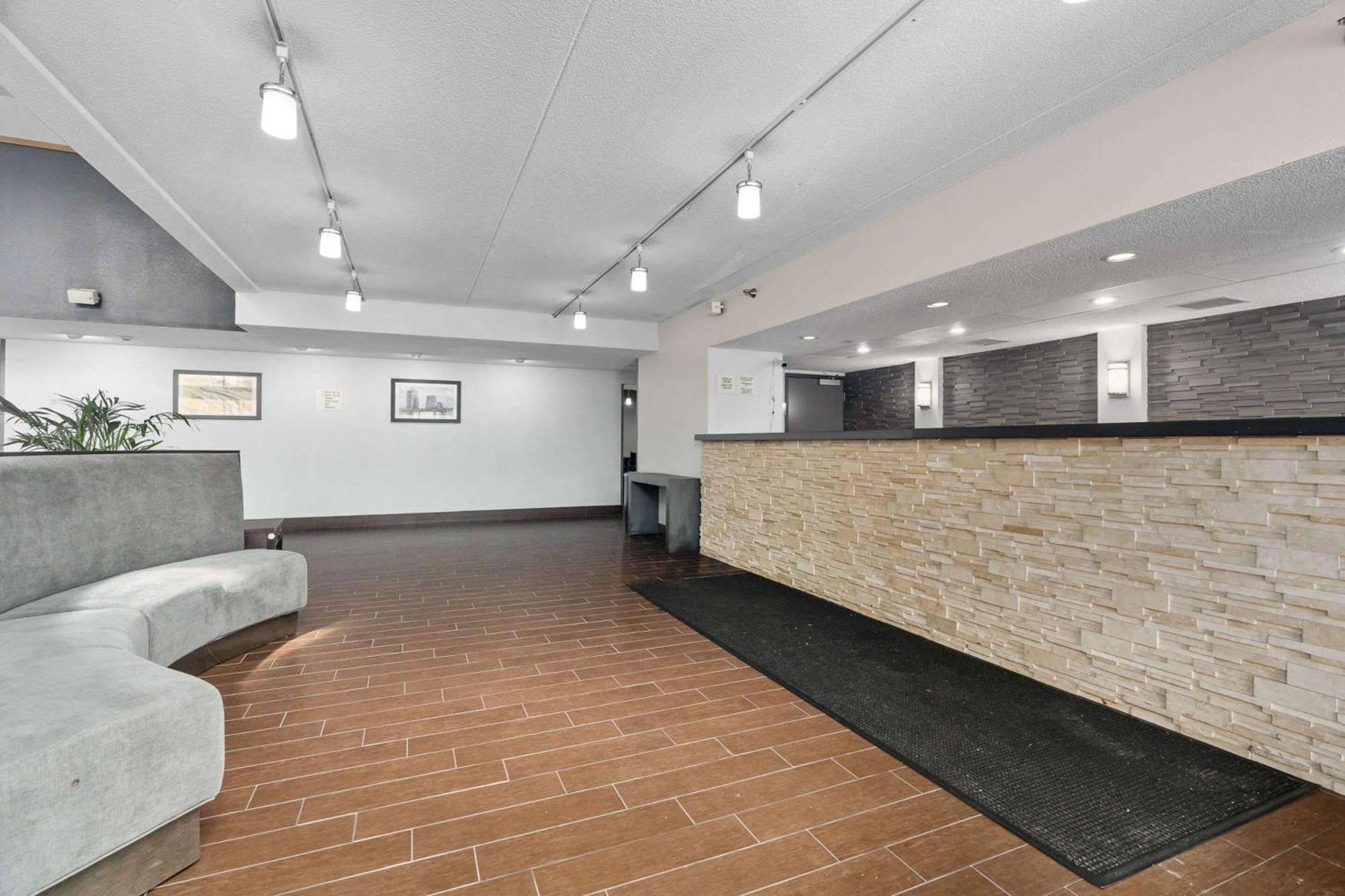 Quality Inn & Suites Mall Of America - Msp Airport Bloomington Luaran gambar